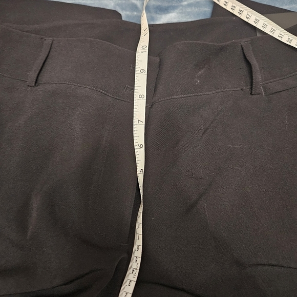 New With Defects! Lane Bryant Plus Size Black Cropped Pants! - Picture 7 of 8